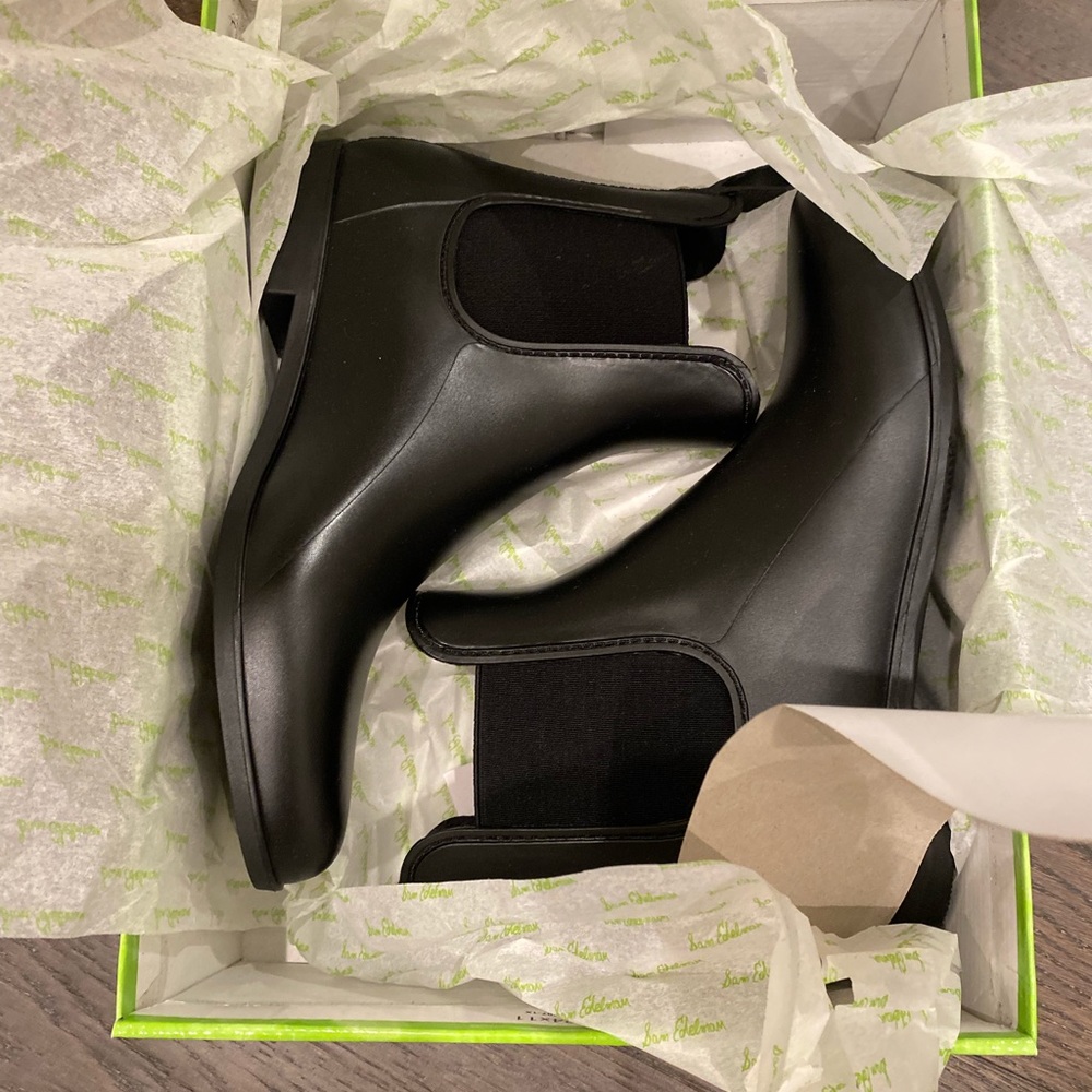 Sam Edelman black booties